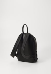 Δεν επιλέχθηκε, black