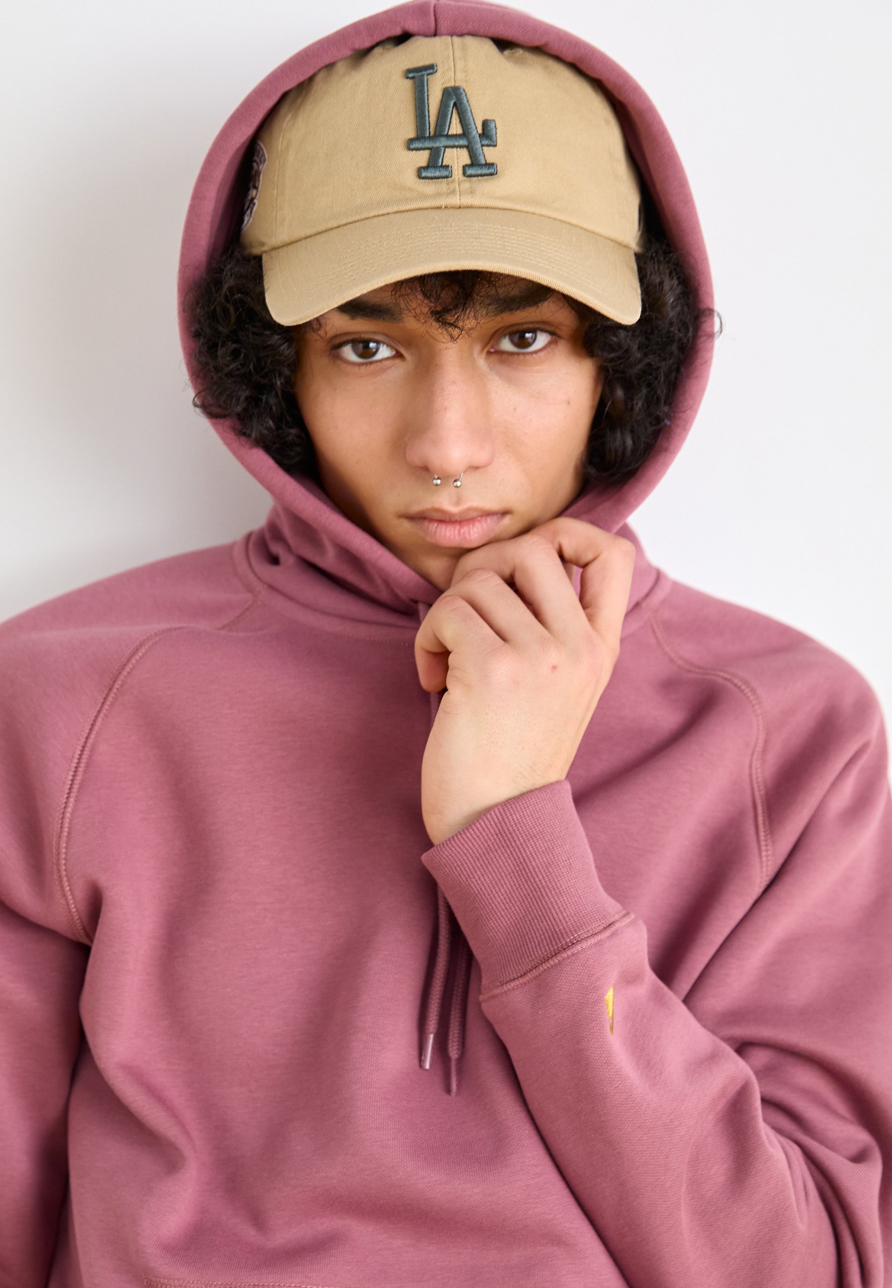 ★ドイツ発*carhartt WIP*新作*Chase ZIP フーディ/Dusky-pink★ Carhartt WIP Mens Chase Zip Front Jacket Hoodie - Dusky Pink