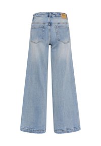 Jeans de pierna ancha azul claro con una cintura alta, que cuentan con un parche trasero, dos bolsillos en la parte posterior y una textura desgastada. Corte recto.