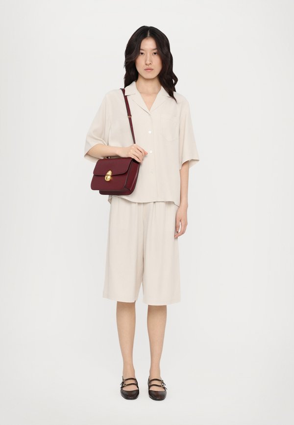 PHOENIX  - Handbag - burgundy3