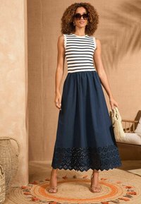 Love & Roses REGULAR FIT  - Maksikleit - navy and white stripe