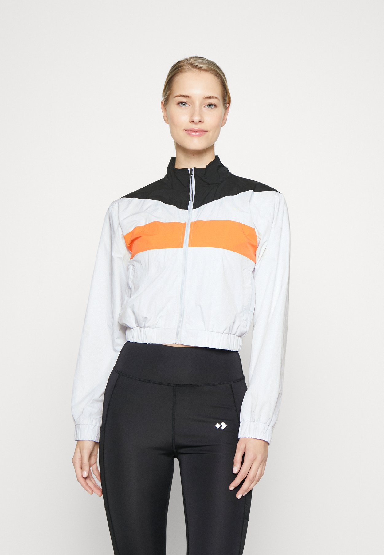 CROPPED TRAINING JACKET