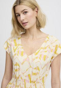 Fransa FRSeen - Nappali ruha - snapdragon aop hs i
