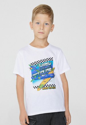 - T-shirt z nadrukiem