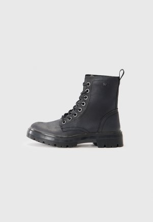 DAKOTA - Šņorējami puszābaki - triple black