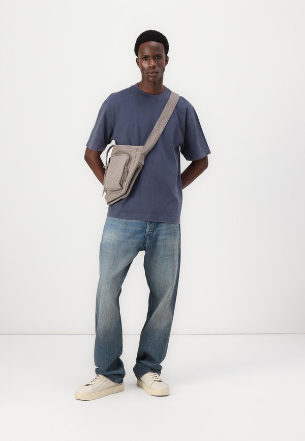 BOXY 3 PACK - Basic T-shirt