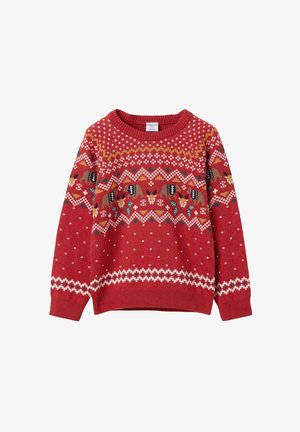 Pull en tricot rouge avec des motifs blancs, jaunes et verts représentant des ours, des têtes de cerf, des flocons de neige et des formes géométriques sur le devant et les manches.