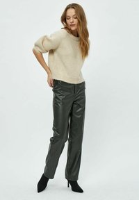 Thumbnail Image 2