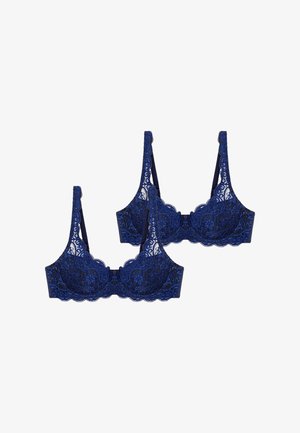 Zwei marineblaue Spitzen-BHs mit geschliffenen Kanten, floralen Mustern und verstellbaren Trägern mit Haken- und Ösenverschluss auf der Rückseite.