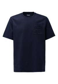 Camiseta de algodón azul marino con mangas cortas y cuello redondo, que presenta un bolsillo texturizado con el logo "Salsa Jeans" grabado.