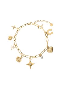 Bracciale in oro con charm che includono stella, trifoglio, perla, fiore, cuore, ferro di cavallo e piccoli accenti di cristallo.