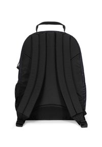 Sac à dos noir avec des bretelles rembourrées et réglables, une poignée supérieure et une poche latérale en mesh. Présente un panneau arrière texturé pour plus de confort.