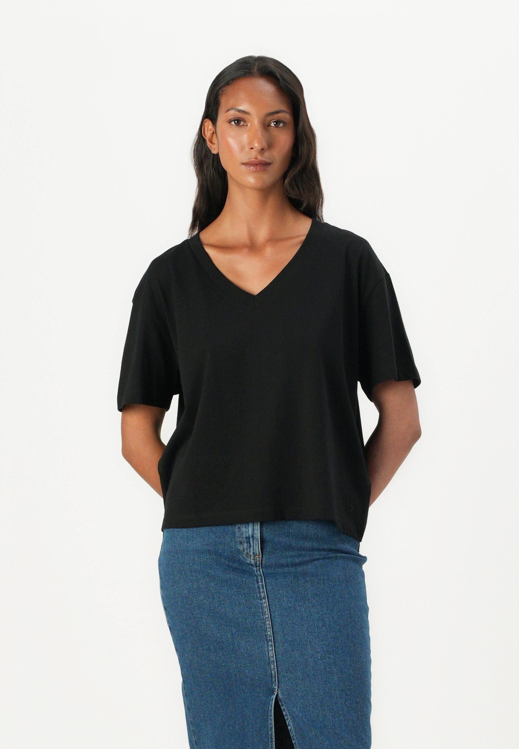 売れ筋商品|||トム テイラー デニム Tシャツ レディース トップス BOXY V NECK - Basic T-shirt - deep black TOM TAILOR DENIM BOXY V NECK - Basic T-shirt - deep black