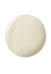 Cremiger, runder Balsam, glatte Textur, glänzendes Finish. Blass-ivorene Farbe mit einem subtilen Glanz, keine sichtbaren Muster oder Hardware.