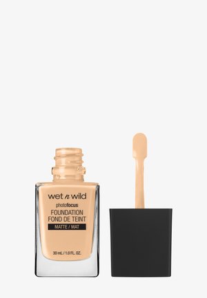 WET N WILD PHOTO FOCUS FOUNDATION MATTE - Fond de teint - soft beige
