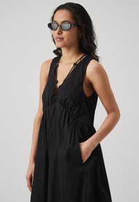 Pinko AVENGERS ABITO TECNO - Dnevna haljina - black