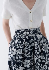 Jupe Caroll En Plumes D'autruche Noires - Taille 36, Neuve Sans étiquettes, Prix Sacrifié