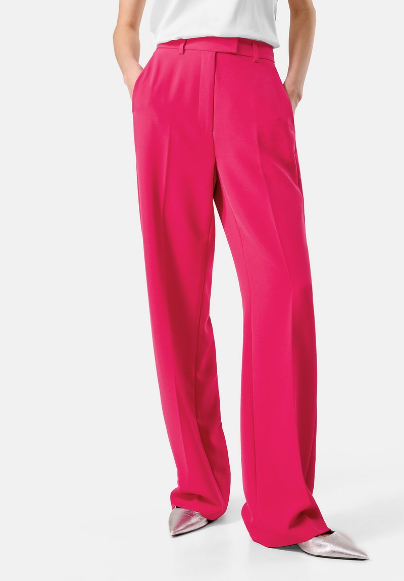 Taifun LANG ELEGANTE MIT WIDE LEG
 - Stoffhose - luminous pink