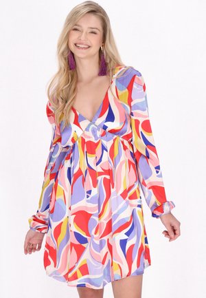 IZIA, IZIA DRESS - Jurk - red multicolor