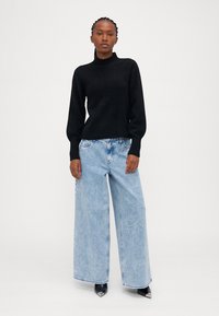 Vero Moda Petite VMPIPPA HIGHNECK - Džemperis - black