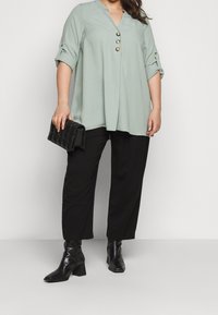 Evans Blouse - green