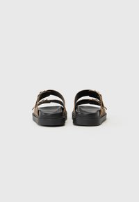Copenhagen Studios Chaussons - brown