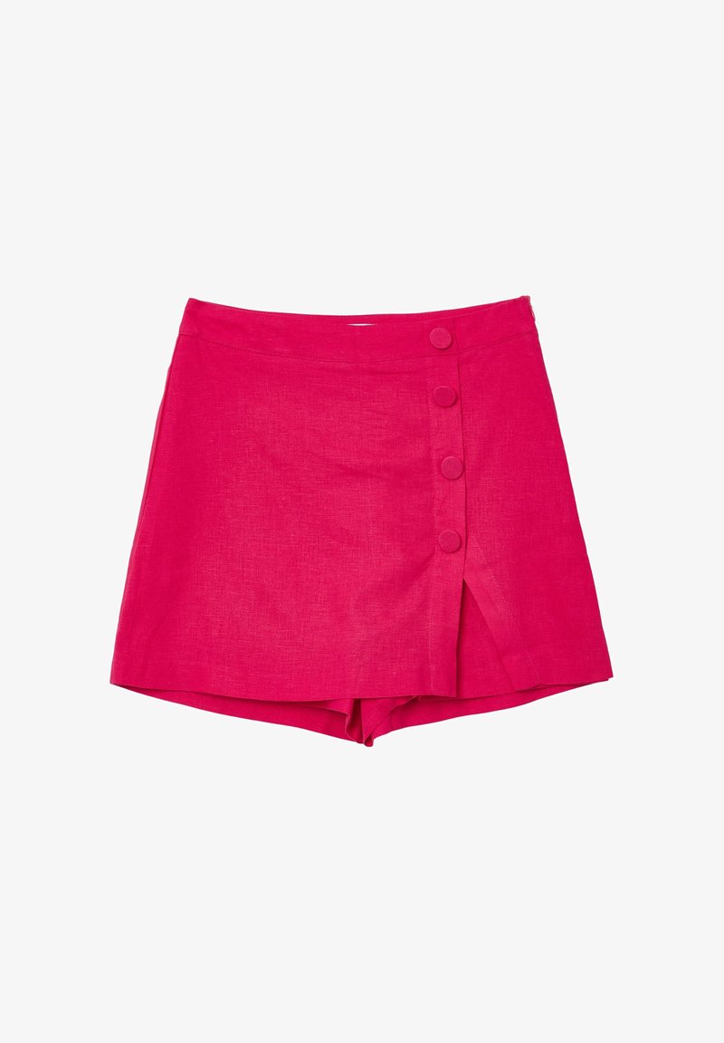 Jupe enveloppante en lin rose avec fermeture à boutons sur le côté, présentant une coupe droite et un détail fendu à l'avant pour un design supplémentaire.