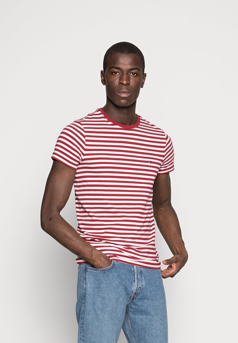 Tommy Hilfiger T-shirt básica - rhubarb/bright white
