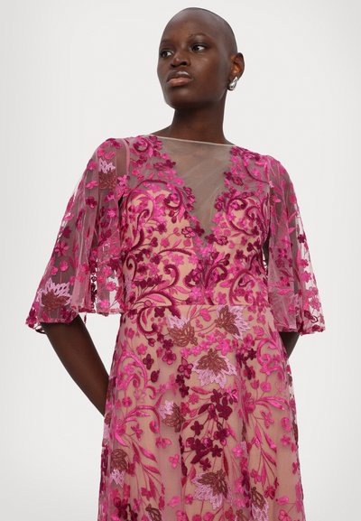 Marchesa Notte Occasion wear - pink
