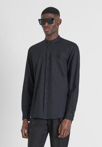 TOLEDO - Camisa - black
