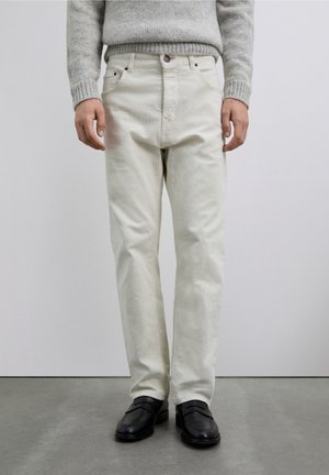 Pantalones - cream