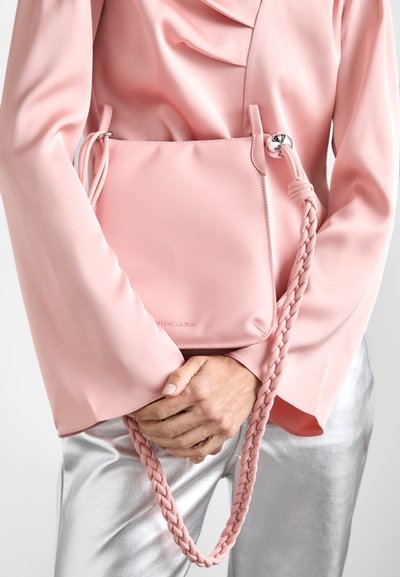 Stine Goya FLAT TOTE - Borsa a tracolla - rose tan