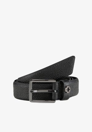 Schwarzer Leder-Gürtel mit strukturiertem Finish, ausgestattet mit einer silbernenmetallischen Schnalle und Akzentbeschlägen. Der Gürtel ist aufgerollt und teilweise überlappend.