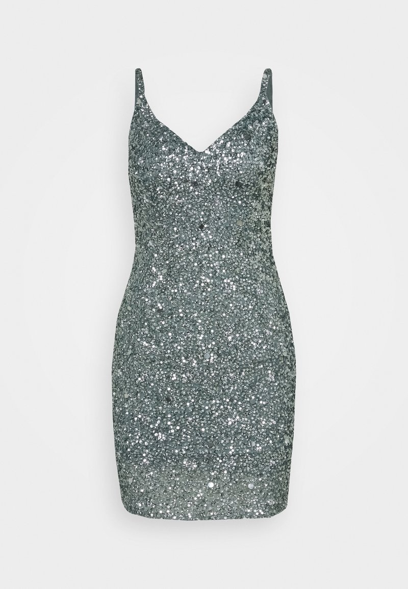 Robe mini sans manches recouverte de sequins argentés, avec fines bretelles et encolure en V, conçue pour une silhouette ajustée.