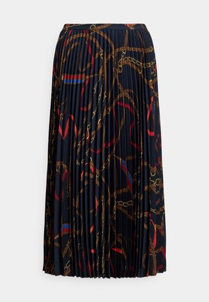 Gonna midi plissettata blu navy con stampa integrale di corde marroni, catene dorate e accenti rossi e blu.