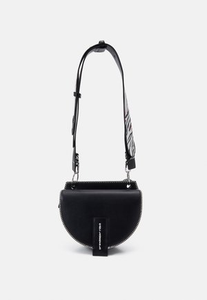KARLIMALS ZEBRA - Handtasche - beetroot