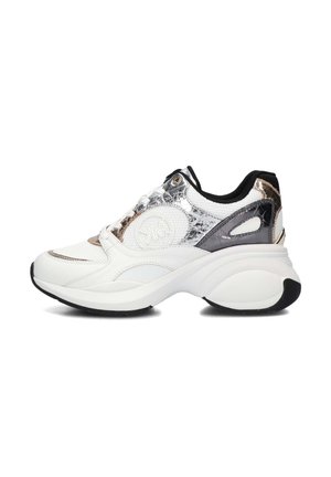 LAGE SNEAKERS ZUMA - Sneakers laag - wit