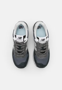 New Balance WL574 - Sapatilhas - black