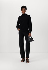 Repeat Pullover - black