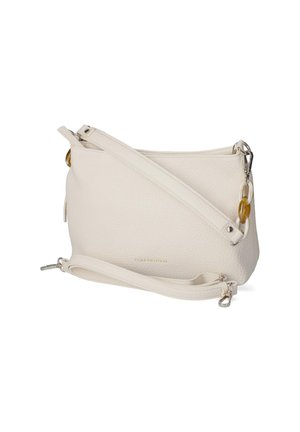 Sac à épaule en cuir texturé couleur crème avec bandoulière amovible et détail chaine ton ambre sur un côté.