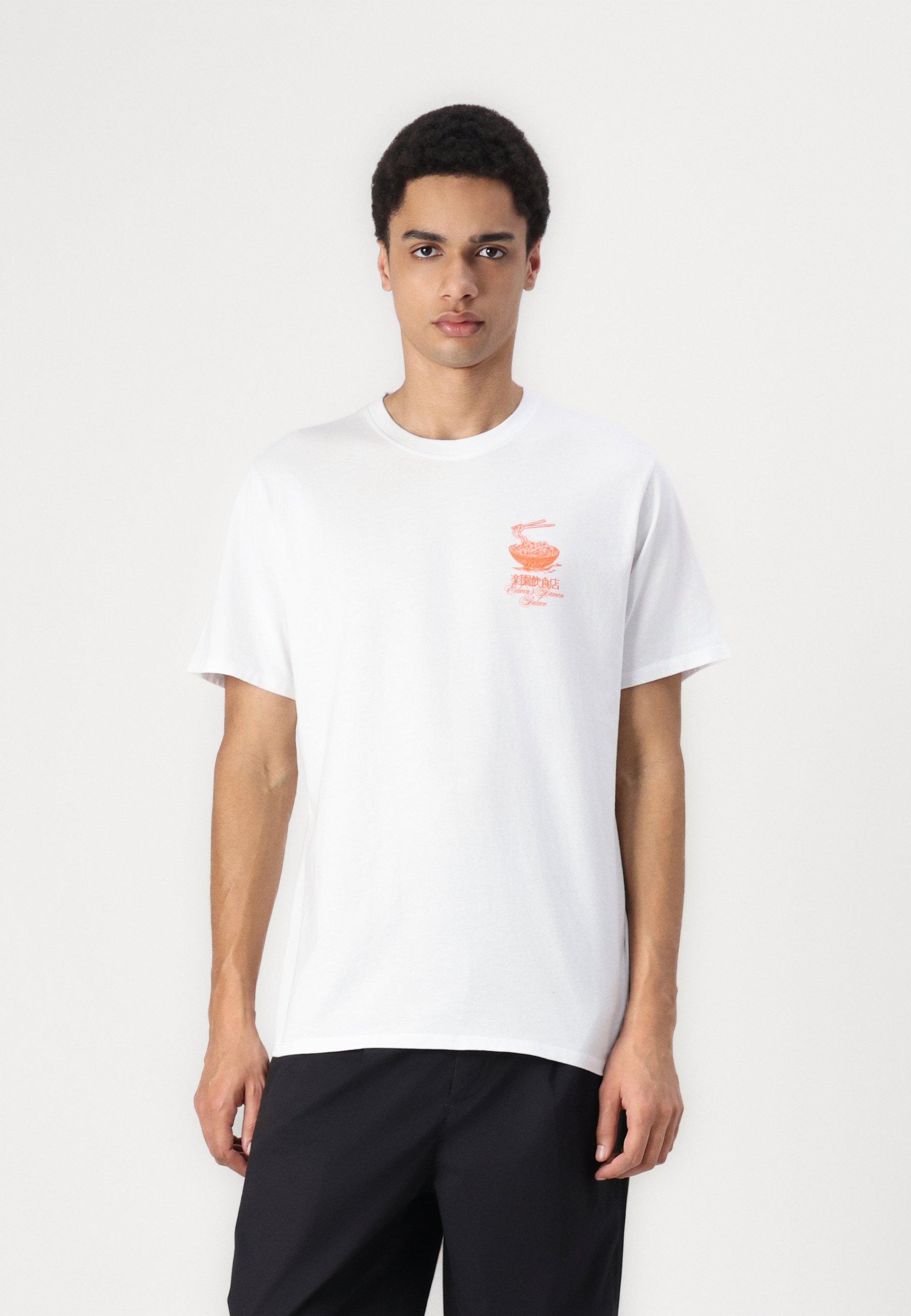 売れ筋商品|||エドウィン Tシャツ レディース トップス RAMEN PALACE UNISEX - Print T-shirt - white The Edwin Ramen Palace S/S Tee - White T-Shirt Now @ Union