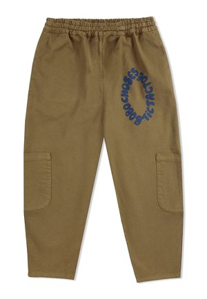Khaki Cargo-Hosen mit elastischem Bund, zwei Seitentaschen und einem blauen runden Logo auf dem rechten Bein. Glattes Baumwollmaterial.