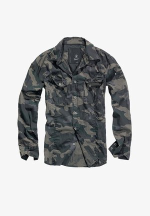 Camicia button-up in camouflage nei toni del verde scuro e grigio, con maniche lunghe, due tasche sul petto e un colletto solido.
