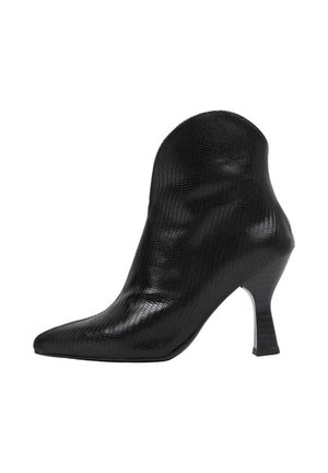 RAIZ - Botines camperos - black