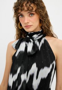 adL HALTER NECK - Vapaa-ajan mekko - printed black