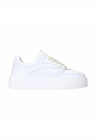 Weiße Sneaker mit einem eleganten Design, aus glattem Leder, mit strukturierten Akzenten und einer dicken weißen Sohle. Mit beigen Schnürsenkeln.