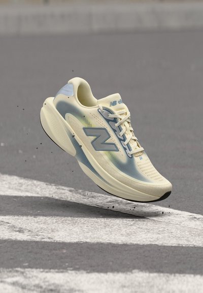New Balance ELLIPSE V1