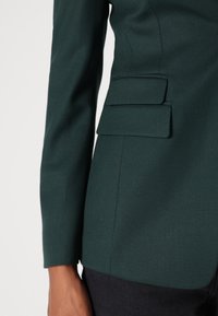 BOSS JUICY LARA - Blazer - open green