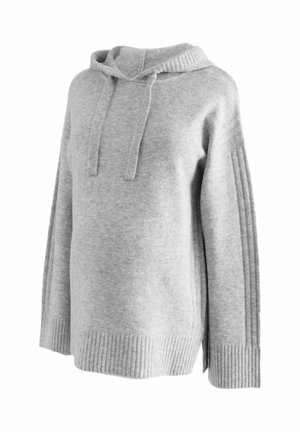 Hanorac gri tricotat, cu tiv striat, dungi laterale și șnur frontal. Textură moale, croială largă, potrivit pentru purtare casual.