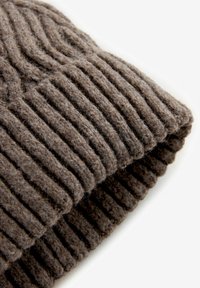 Next CABLE - Adīta cepure - brown